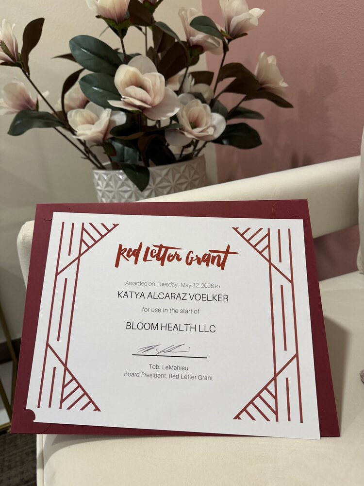Certificado de Red Letter Grant otorgado a Katya Alcaraz Voelker para el inicio de Bloom Health LLC